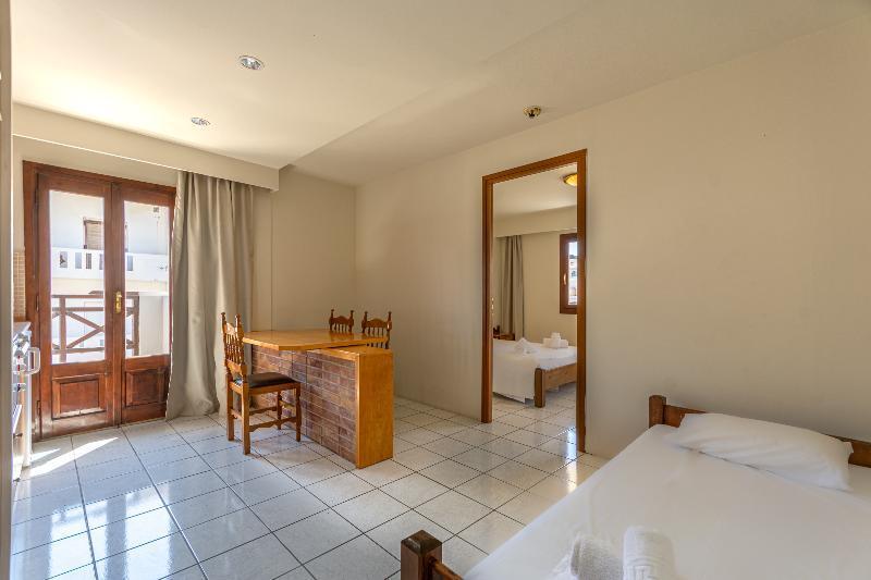 Athina Inn แอร์ซอนิสซอส ภายนอก รูปภาพ